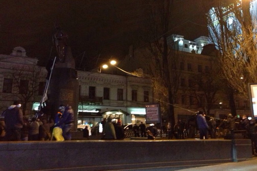 Вместо свергнутого памятника Ленину в центре Киева появится образ Пресвятой Богородицы Марии