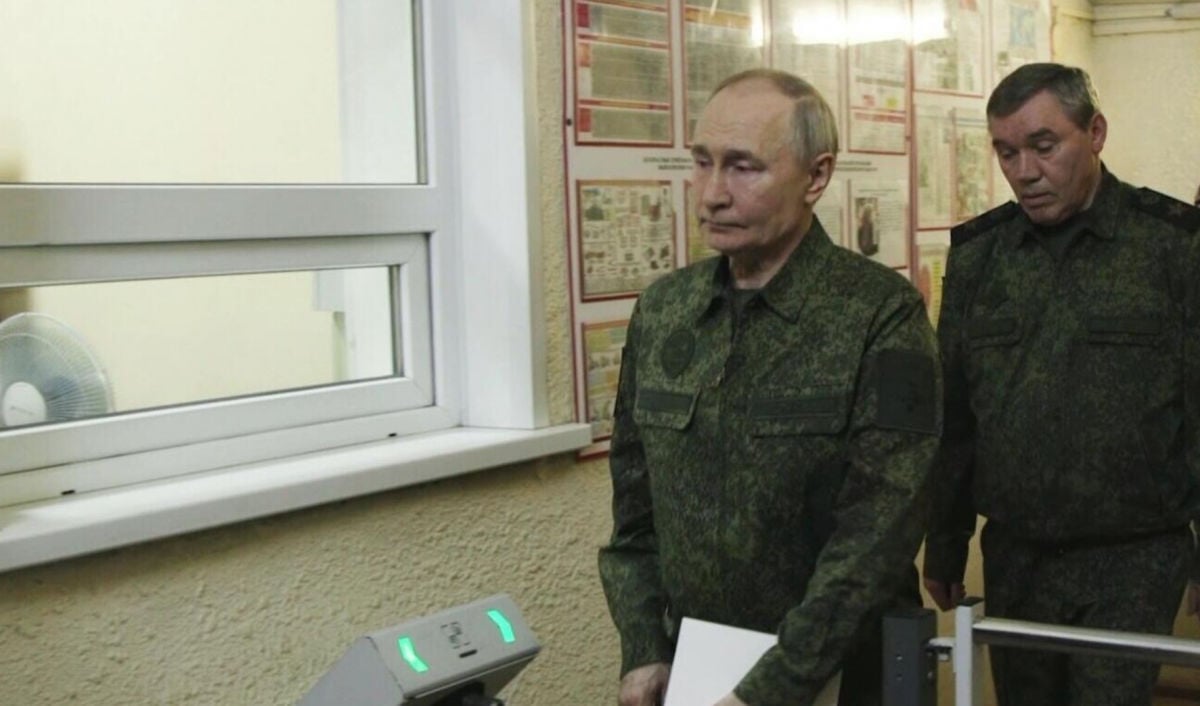 Путин оказался в стратегическом тупике: экономика давит, фронт буксует – The Economist