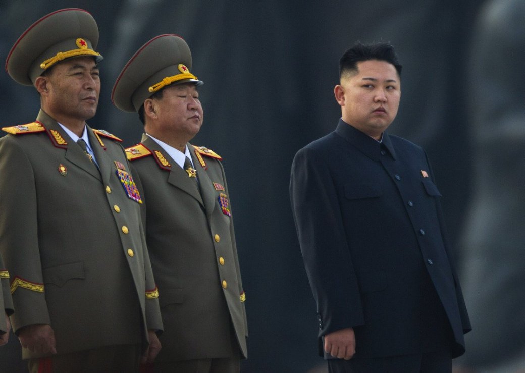 "Обезьяна в тропическом лесу" стоила Северной Корее интернета