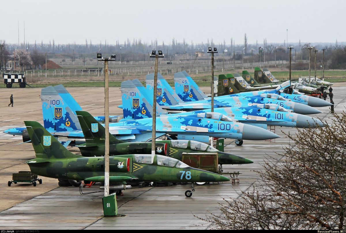 Боевые летчики массово уходят из ВВС Украины в МВД: руководство назвало причину