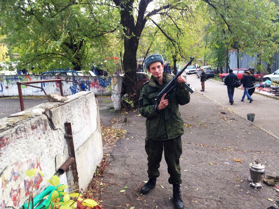 Нас в карты проиграли или забыли? Боевики захаровской "гвардии ДНР" жалуются на проблемы с деньгами