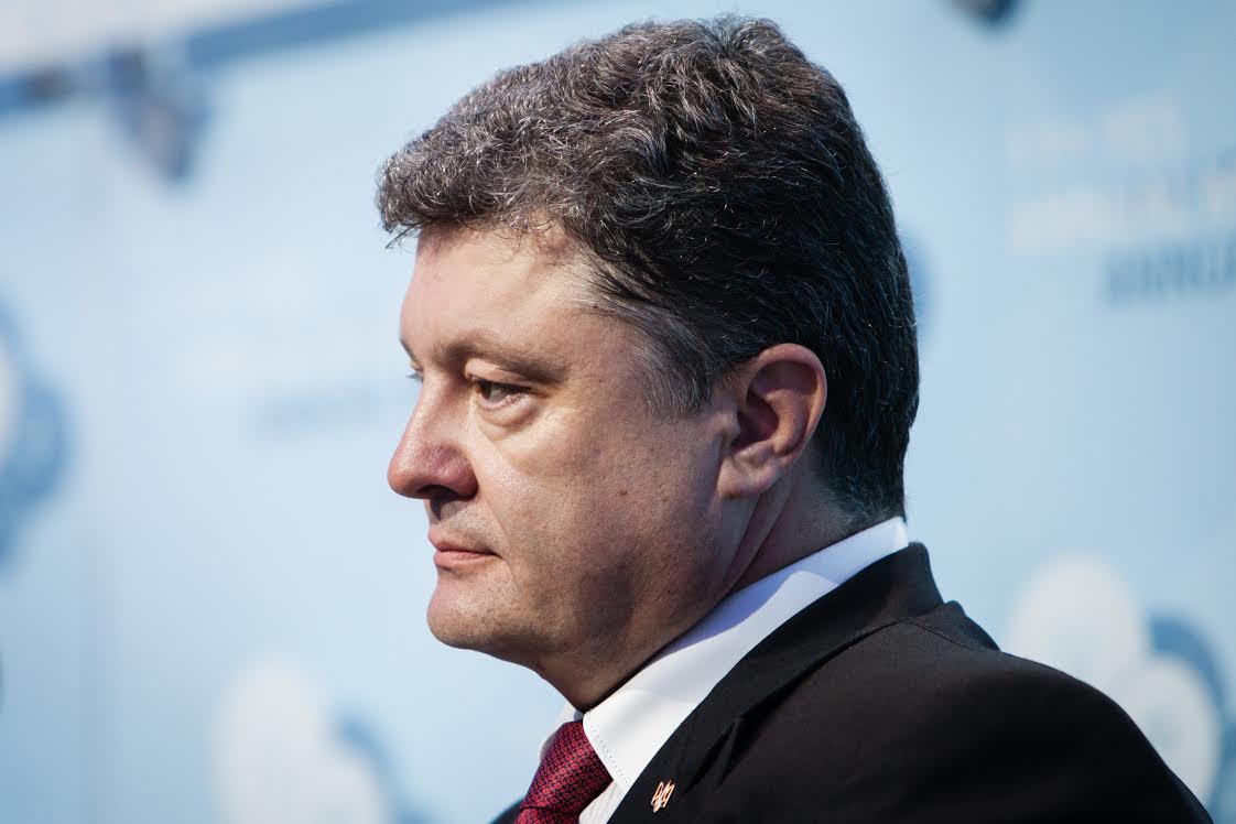 Порошенко назвал единственное условие проведения выборов в Донбассе