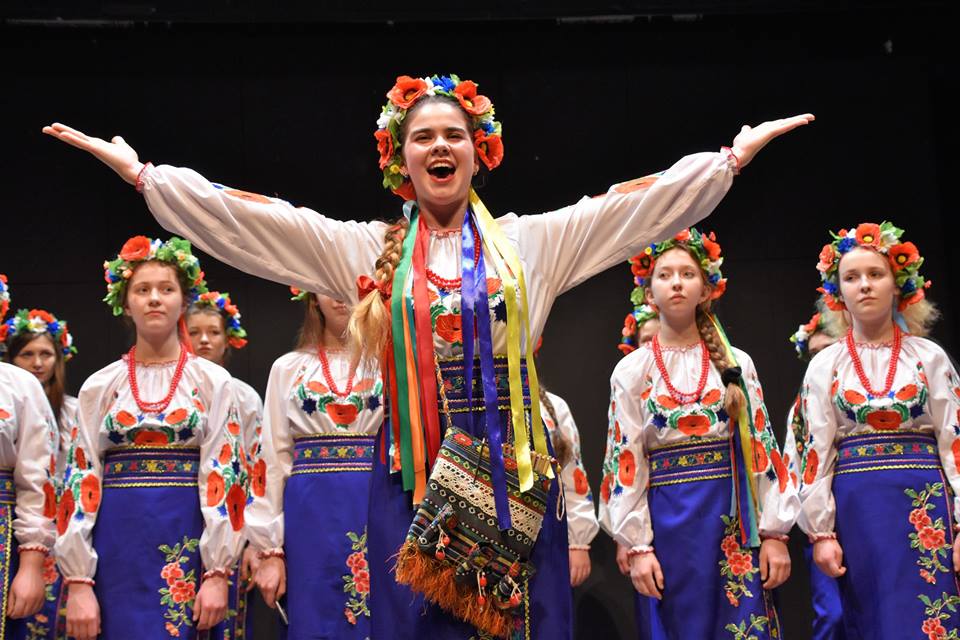 Украинский хор своими песнями покорил Европу и завоевал все золотые награды: опубликованы видеозаписи выступлений, которые трогают до глубины души
