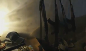 В российской столице прошла АТО: спецслужбы обнародовали видеозапись задержания 10-ти соратников ИГИЛ, готовящихся утопить в крови Санкт-Петербург и Москву