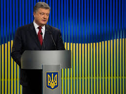 "Можно найти тысячи пояснений и сотни оправданий, но мне стыдно", - Порошенко извинился перед украинцами