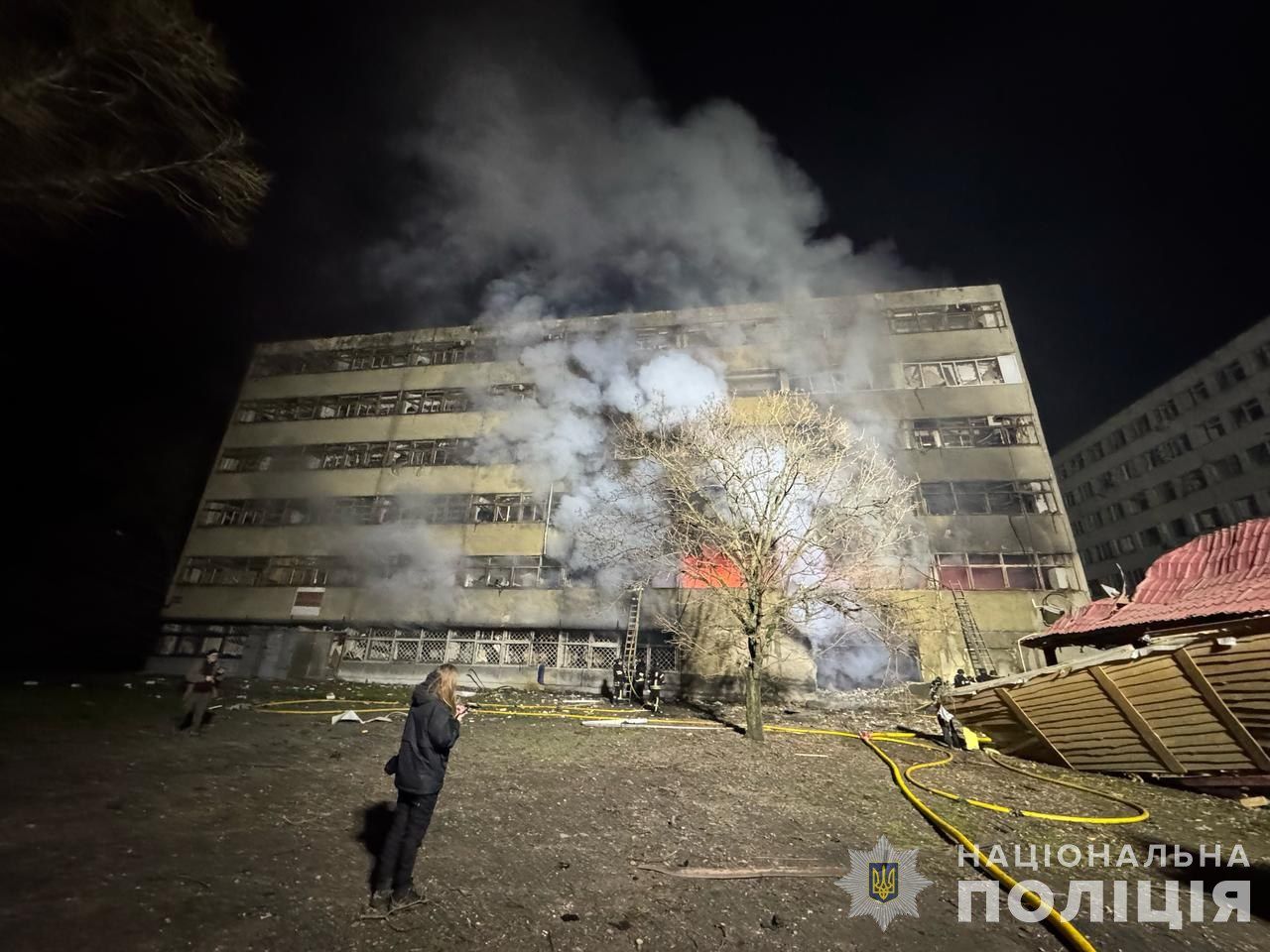 РФ продолжает террор: последствия ударов по Харькову, Запорожской и Херсонской областям, есть погибшие