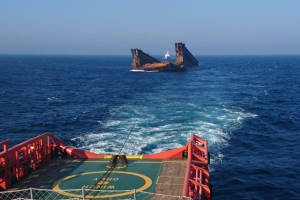 Российская Федерация устроила морскую катастрофу: пугающие подробности затонувшего 6000-тонного дока