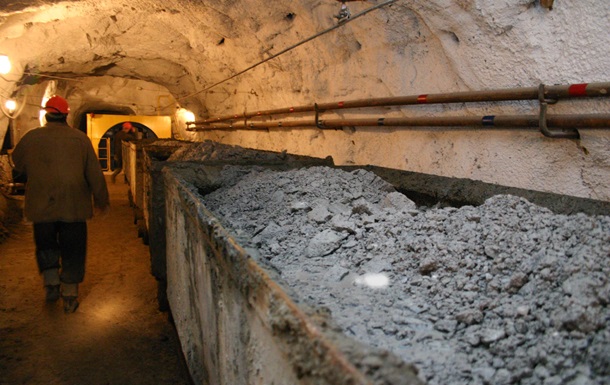 Государственные шахты Украины признали убыточными и решили приватизировать 