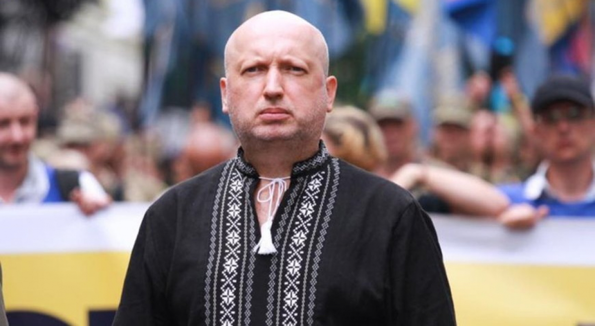 Турчинов выступил с обращением к защитникам Украины: "Мы существуем благодаря Вам"