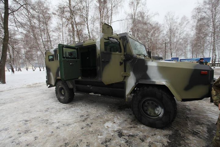 Украинская армия испытывает новый супер-броневик