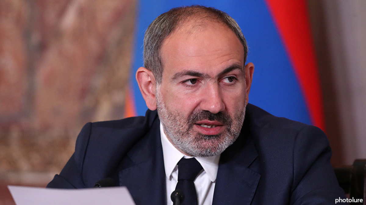 "Мы шагаем по аду", - Пашинян заявил про критическую ситуацию в Армении из-за коронавируса
