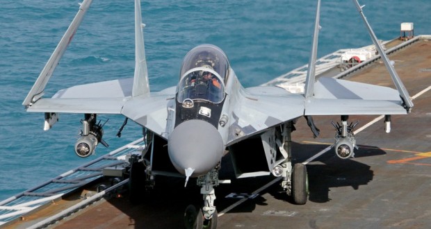 Россия заставила индусов летать на "гробах": Индия жестко раскритиковала российские самолеты МиГ-29К и МиГ-29КУБ