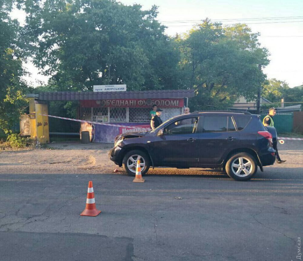 Трагическое ДТП в Одессе: ребенок погиб под колесами джипа, мать в реанимации