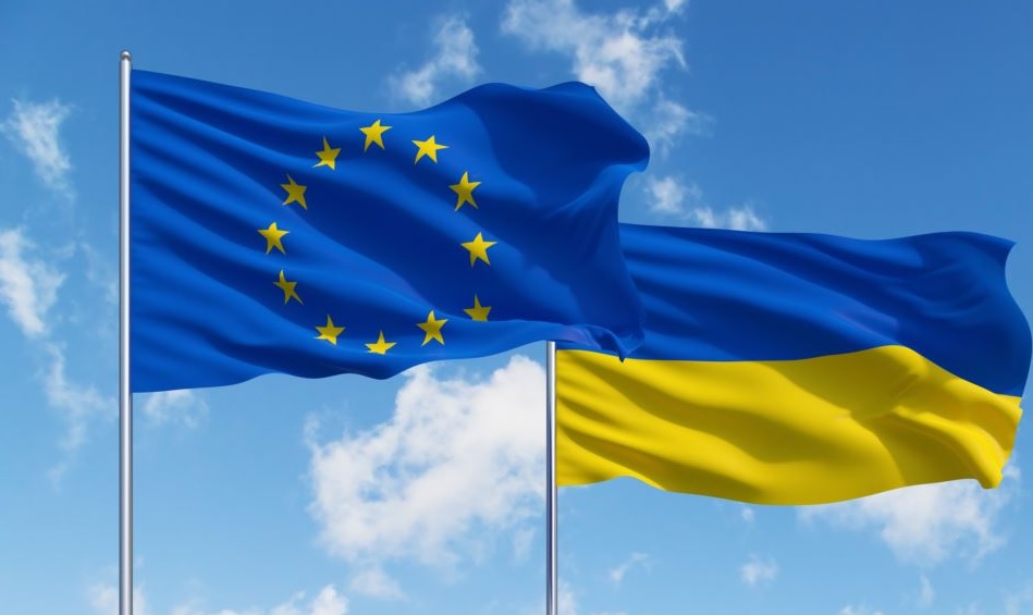 В чем выгода для Украины от ассоциации с ЕС: эксперт рассказал про плюсы договора Киева и Брюсселя