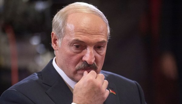 ​"Я хочу обычной человеческой безопасности. Никакой атаки не ждите - особенно в родной Украине", - Лукашенко божится, что "Запад-2017" не перерастет в большую войну