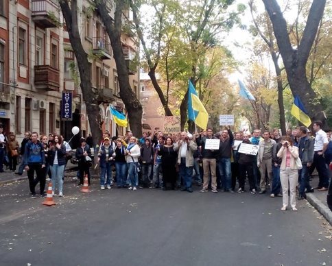 СМИ: Для разгона "Марша Мира" в Харькове милиция готова использовать бронетехнику