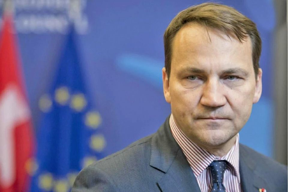 ​"Уничтожим всех", - Сикорский раскрыл, что сказали США Путину в ответ на ядерные угрозы