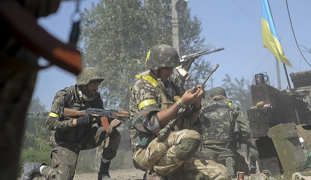 Боевики обстреляли из танков дома в Адвдеевке и Водяном, - АТЦ