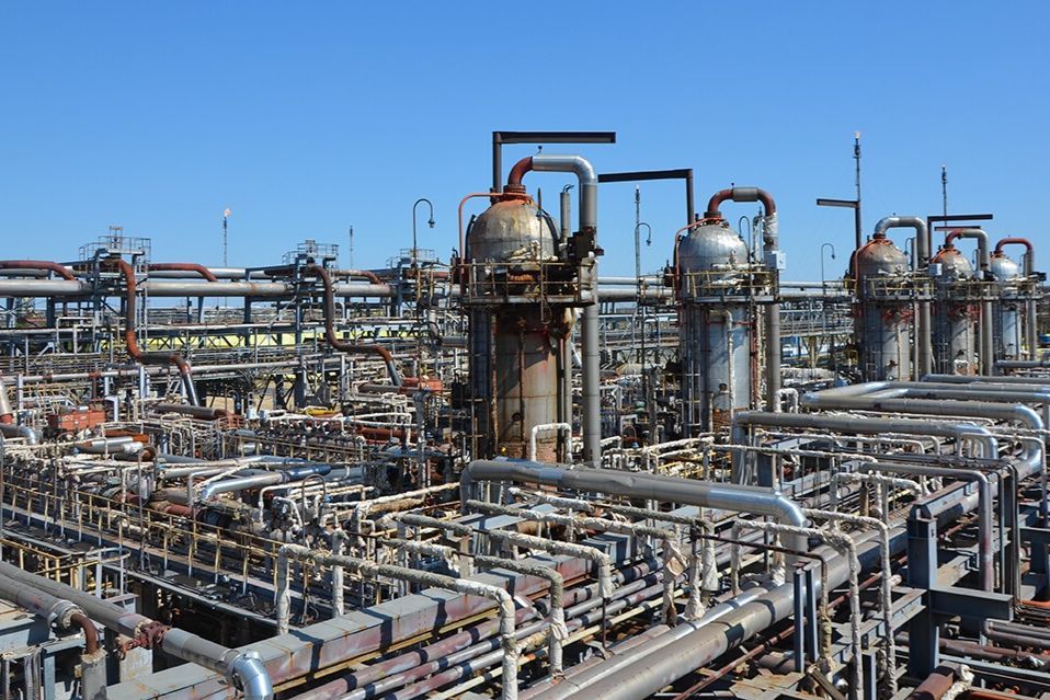 Агрессор без серы: удары Украины по Астраханскому ГПЗ обрушили целую отрасль в РФ