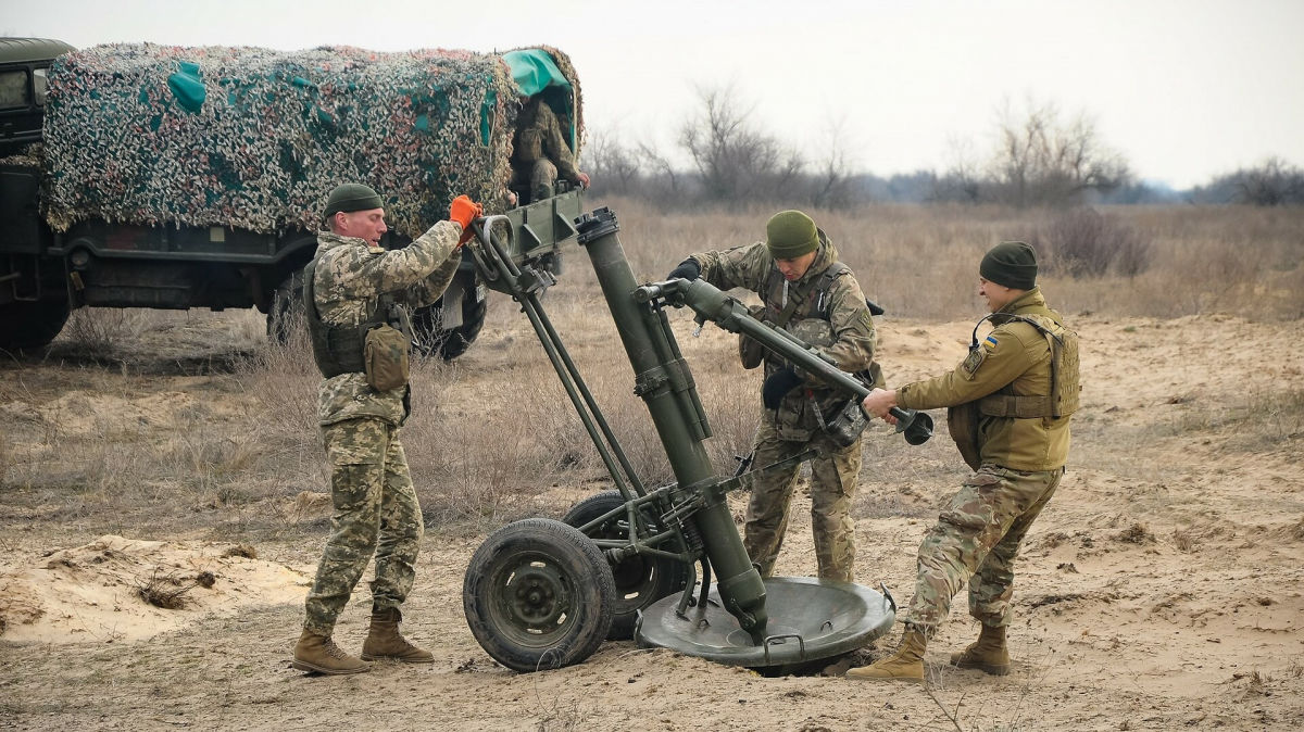 ​Оккупанты не доехали до передовой: морпехи из 36-й бригады выложили кадры "демилитаризации" врага