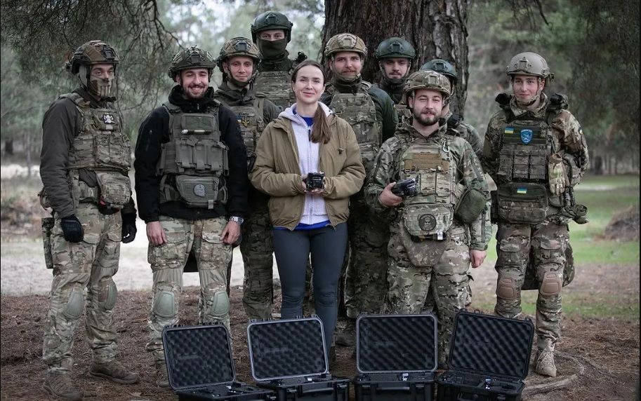 Элина Свитолина поддержала украинских военных на полигоне в Харькове, опубликовав кадры