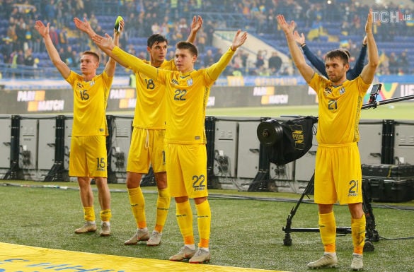 Слава Украине! "Сине-желтые" одолели сильную сборную Чехии и досрочно вышли в элиту европейского футбола - видео