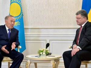 Сегодня Порошенко и Назарбаев проведут в Киеве встречу с представителями СМИ