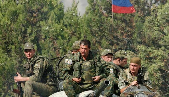 МВД Украины: Россия "бросила" на Дебальцево около 4 тысяч боевиков