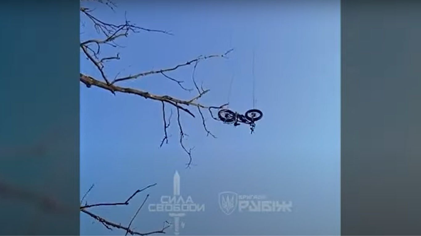 Це не фільм, а реальність: чудова історія порятунку бійця ЗСУ, який тиждень був в оточенні