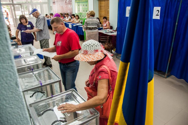Выборы без пенсионеров: в Украине было выдвинуто предложение о лишении права голоса людей пенсионного возраста