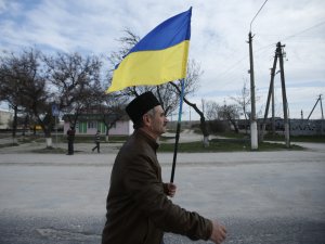 В Крыму арестовали татарина за флаг Украины