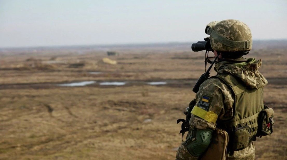 Россияне пытаются перерезать пути снабжения ВСУ в Соледаре, но несут большие потери - Генштаб