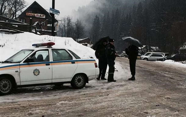 В Закарпатье задержаны вооруженные бойцы “Правого сектора”, ехавшие в Драгобрат