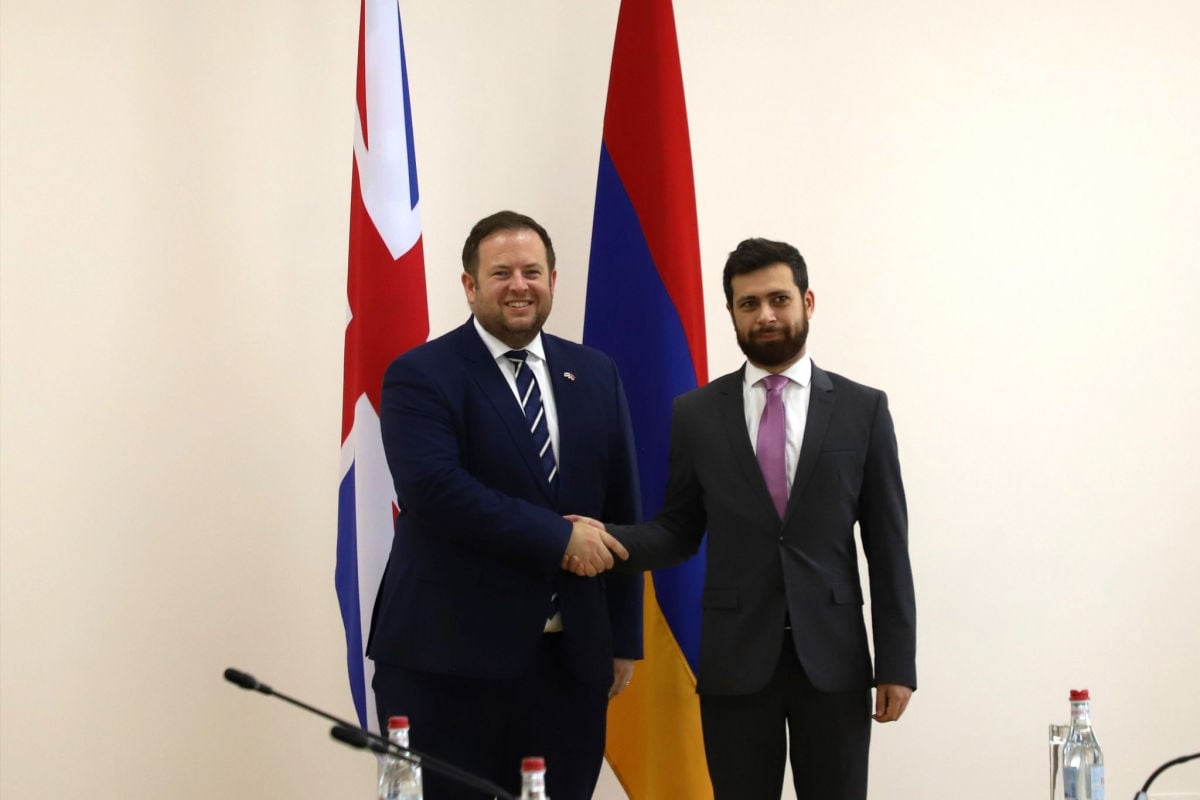 ​Геополитический провал Кремля: Британия занимает место России в Армении