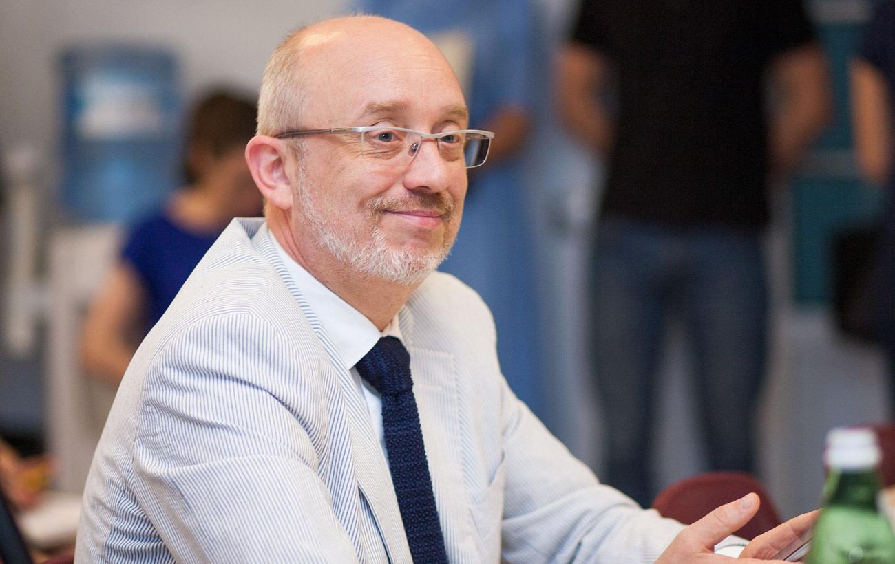 Вывод боевиков с Донбасса: Украина пояснила, кто за это отвечает