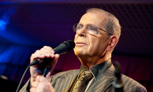 Скончался известный сатирик Аркадий Арканов