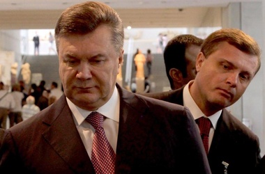 Янукович начал "сдавать" партнеров по "Партии регионов": к разгону Майдана прямо причастны Левочкин и Фирташ