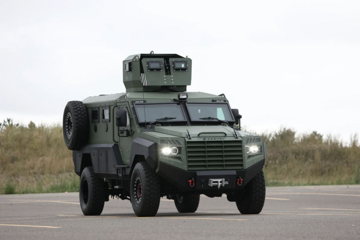 Украина получила новую партию канадских бронемашин класса MRAP – Минобороны