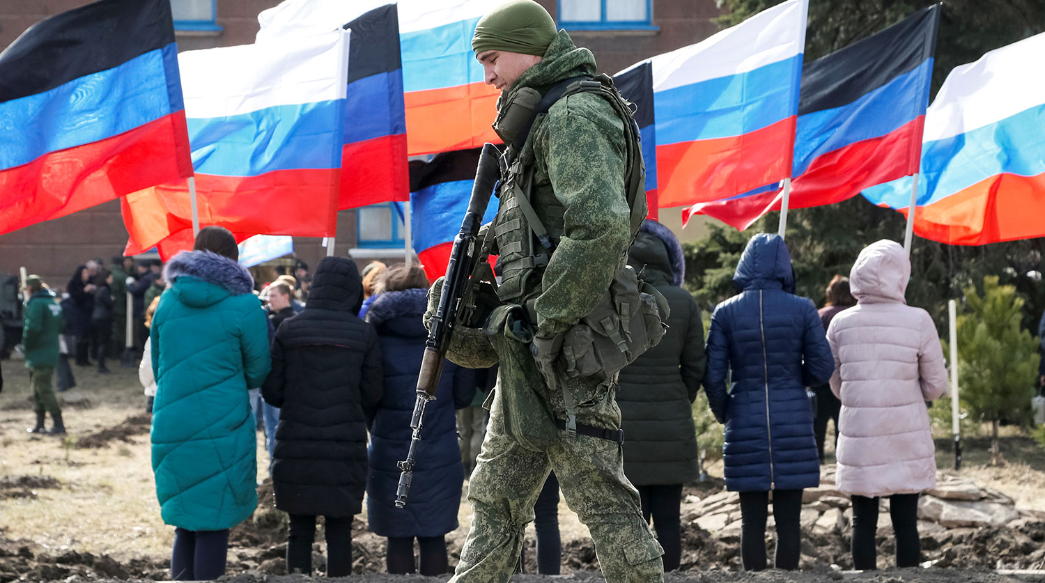 "Программы утверждает особое подразделение в Кремле", - в ОРДЛО начали готовить новых "агентов влияния"