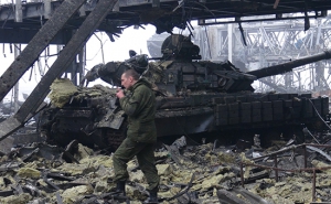 Под Донецком идут ожесточенные перестрелки