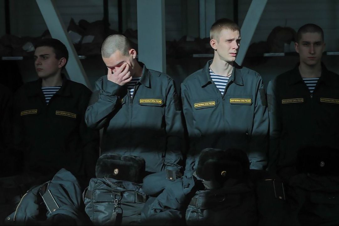 ​Ейдман попередив про хитрий план Кремля замаскувати мобілізацію: "Біжіть, поки не пізно"