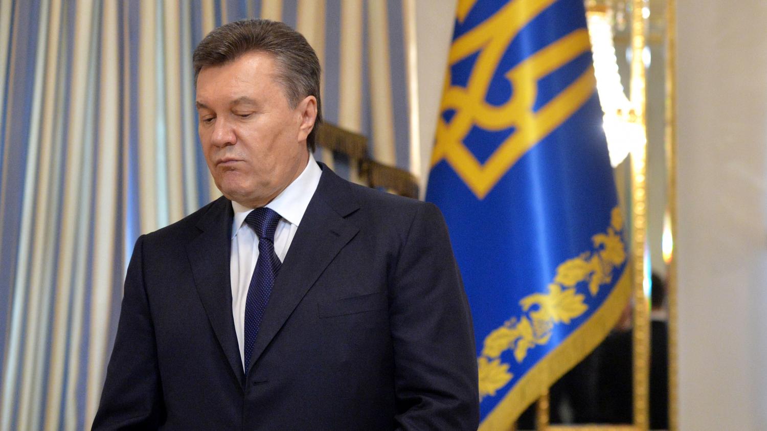 Луценко озвучил дату, когда кипу документов из дела против Януковича-беглеца направят в суд