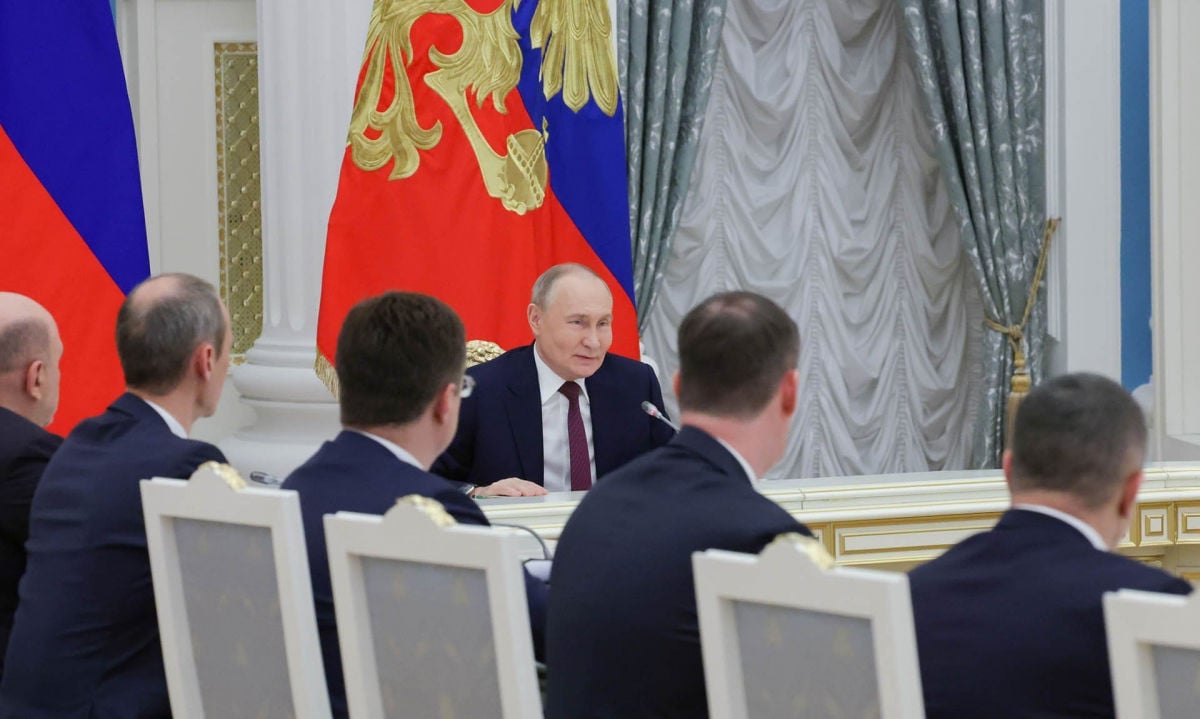 В РФ рекордно упал уровень доверия к правительству: названы причины