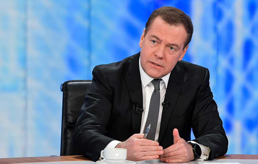 "Россия строит Союзное государство", - слова Медведева о присоединении Беларуси к РФ вызвали ажиотаж в Сети