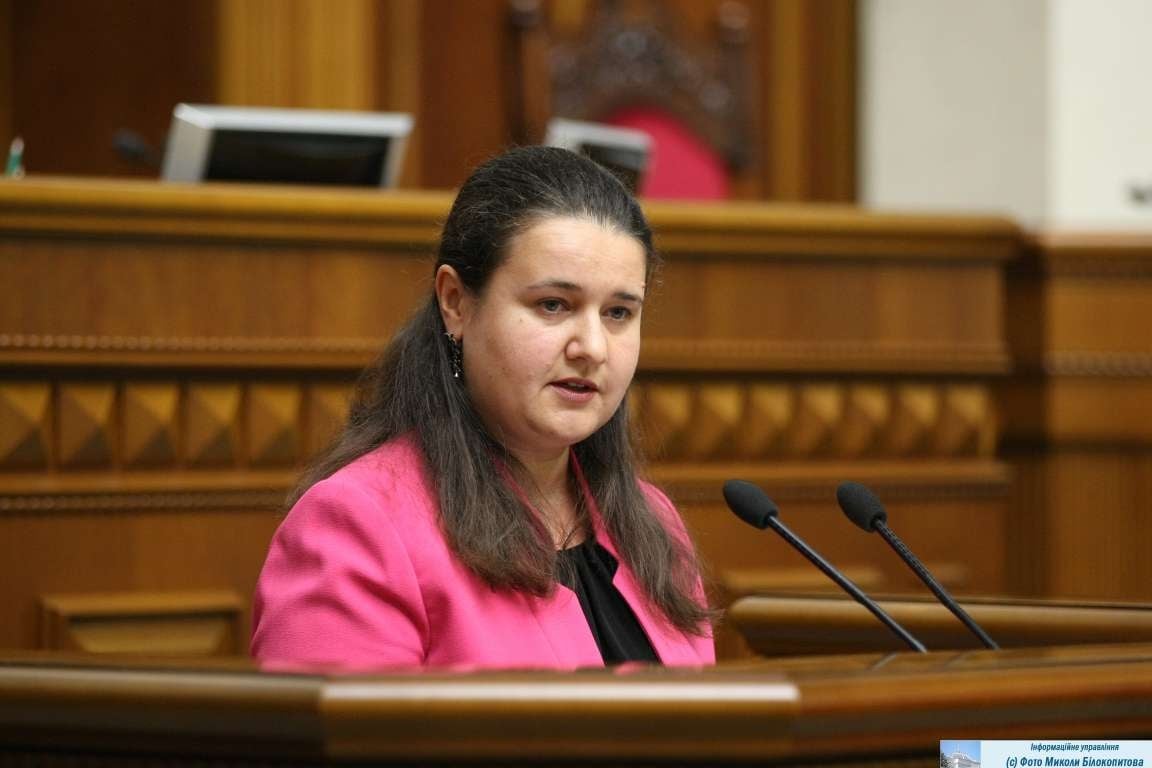 Министром финансов назначена мама троих детей: что известно об Оксане Маркаровой 