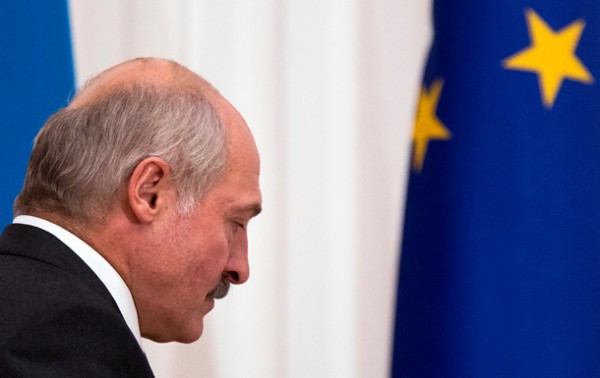 ЕС приостановил санкции против Беларуси на четыре месяца
