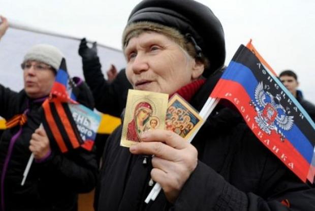 "Заставить учить гимн Украины и на****ь на их реакцию! Выкупить квартиру, и запретить въезд в страну на 50 лет!" – известный блогер о наказании для "ватников" после деоккупации Донбасса