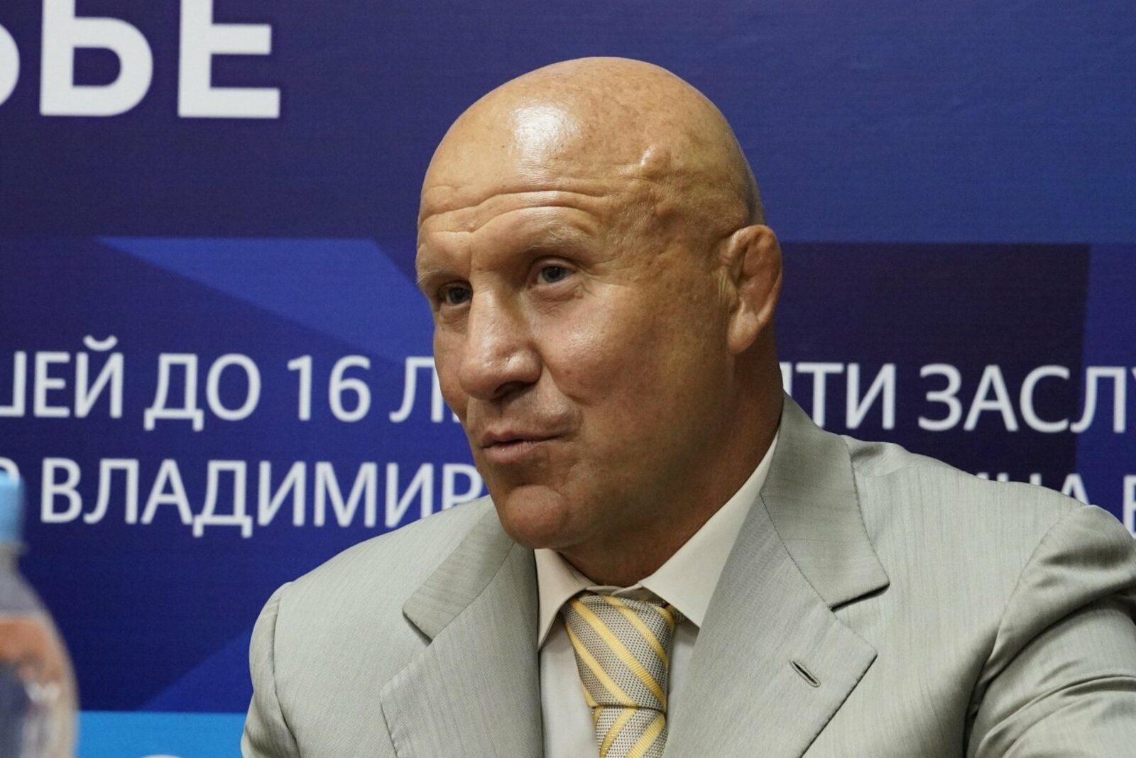 "Треба їхати на танках", – президент Федерації спортивної боротьби РФ погрожує Франції через Ігри – 2024