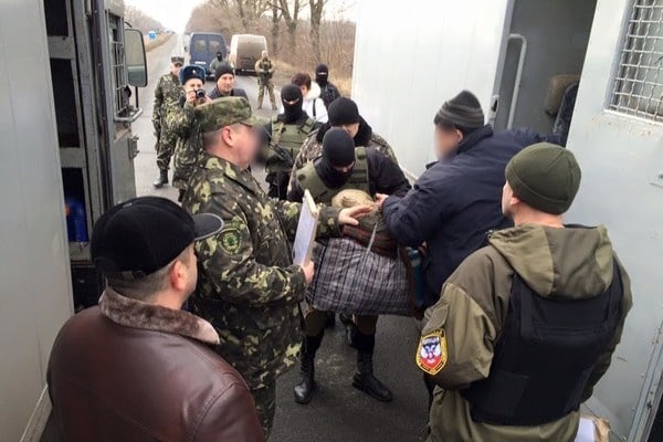 Боевики "ДНР" отдали находившихся у них украинских заключенных: все осужденные хотят отбывать свои сроки только в Украине