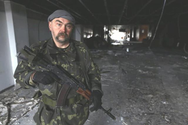 У Порошенко предлагают создать комиссию по расследованию гибели "киборгов" в аэропорту Донецка